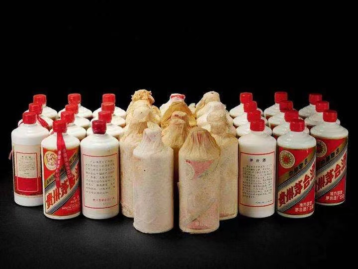 临邑日照岚山回收酒价格哪里回收(附近上门回收茅台酒）?